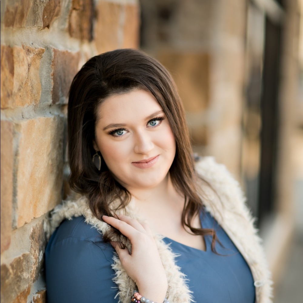 Meet your Posher, Candace